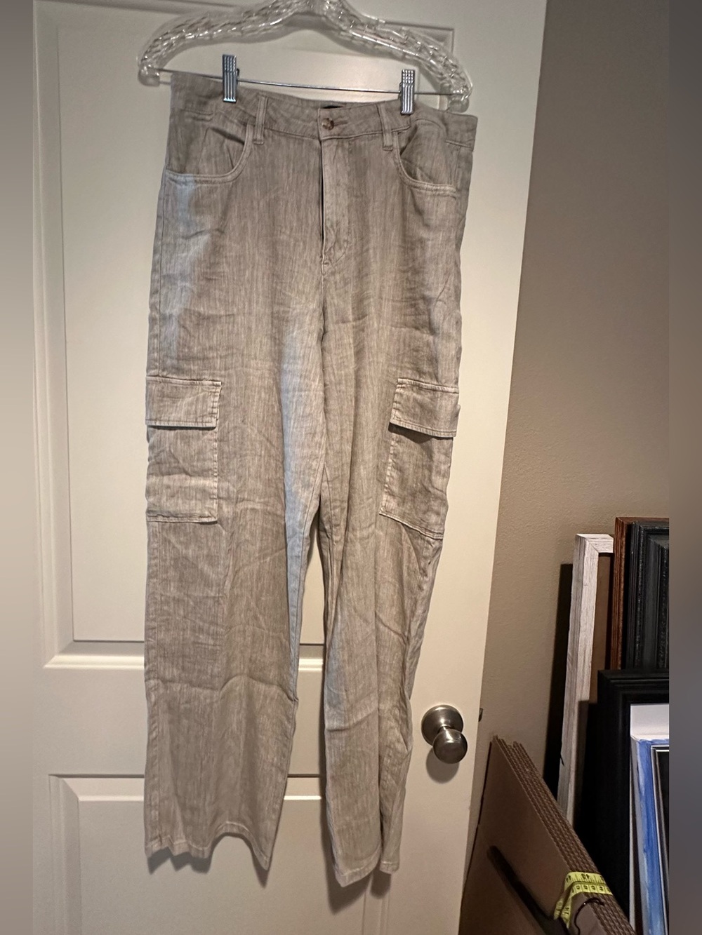 Kut From The Kloth Women’s Beige Cargo Pants — Lightweight Casual Trousers